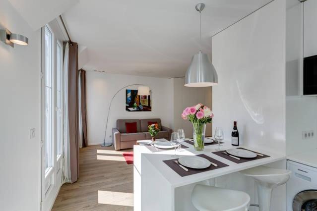 Champs Elysees Apartment Paris Exterior photo